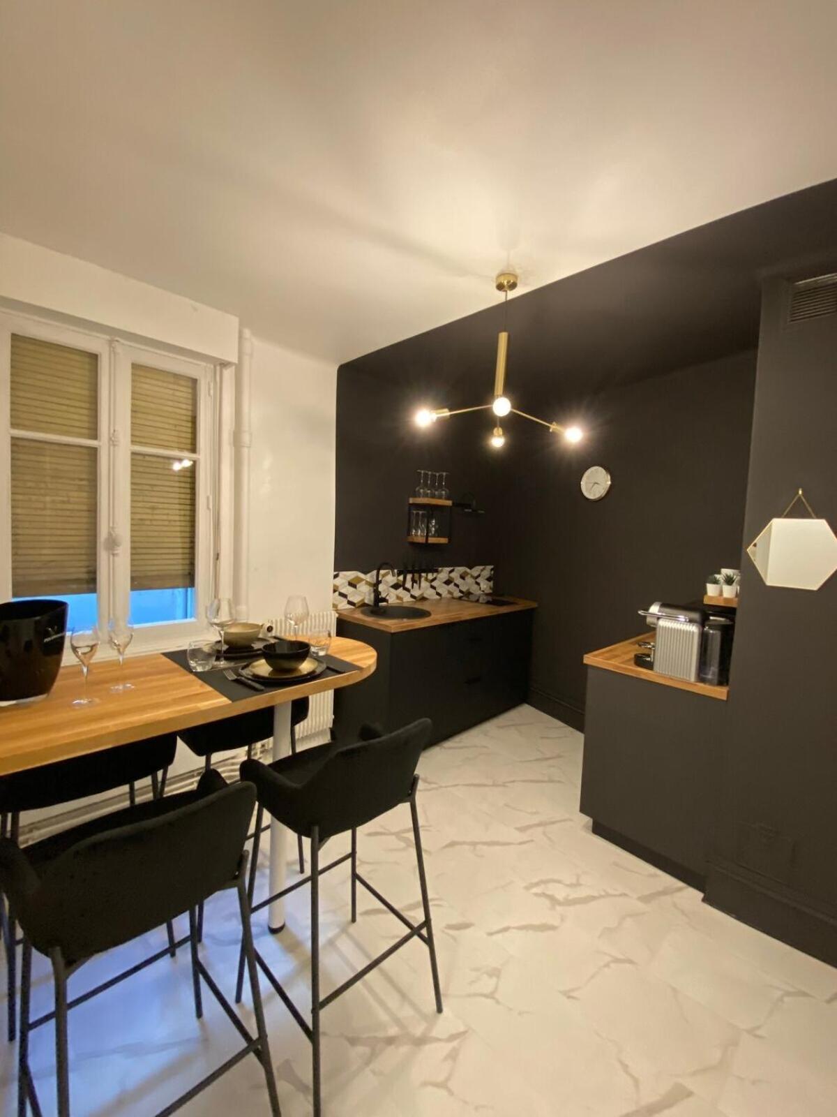 By Le Parvis Apartment Reims Exterior photo